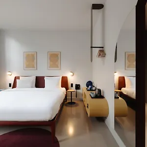 4* מלון Conscious Museum Square